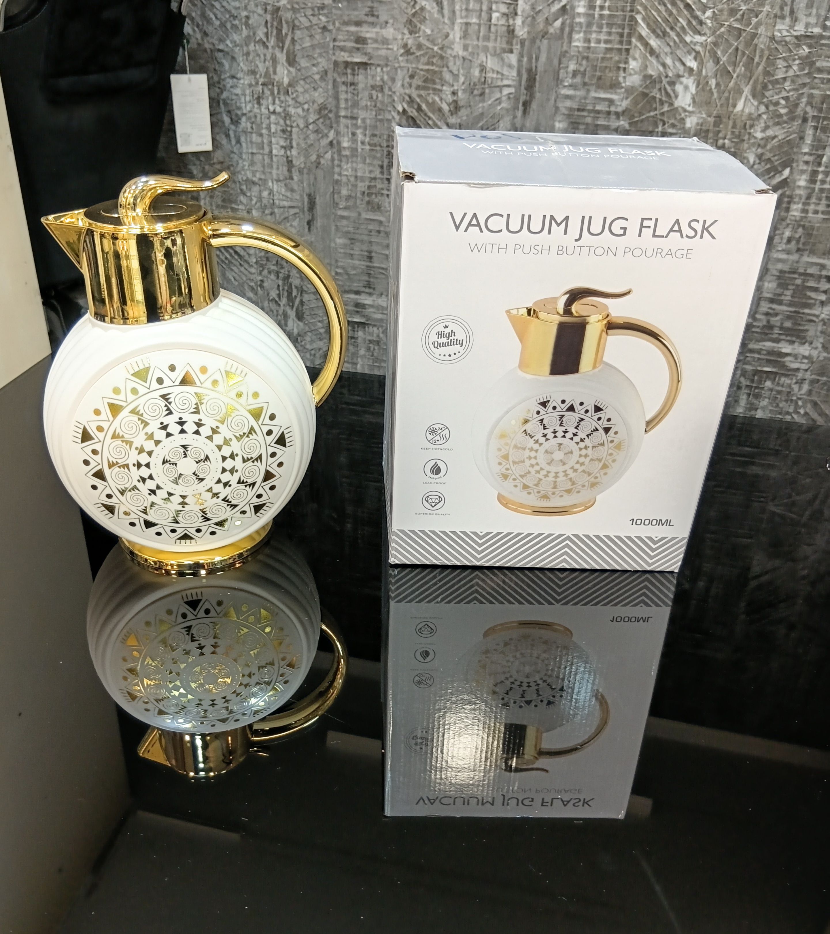 فلاکس  Vacuum Jug Flask (به معنای فلاسک پارچی خلاء)